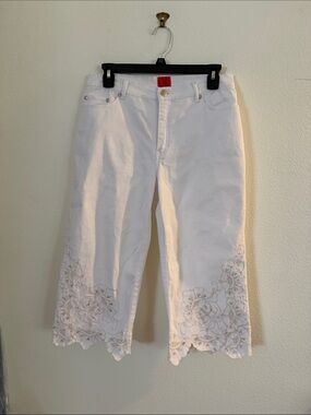 White Embroidered Capri Pants - Women's